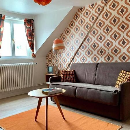 Appartement Vintage avec vue sur le château Pierrefonds Exterior foto