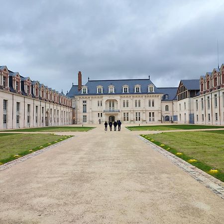 Appartement Vintage avec vue sur le château Pierrefonds Exterior foto